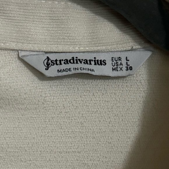 Stradivarius button down shacket - Picture 3 of 3